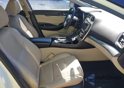 2019 Nissan Maxima 3.5 Sl from USA, damaged, VIN 1N4AA6AV8KC379755